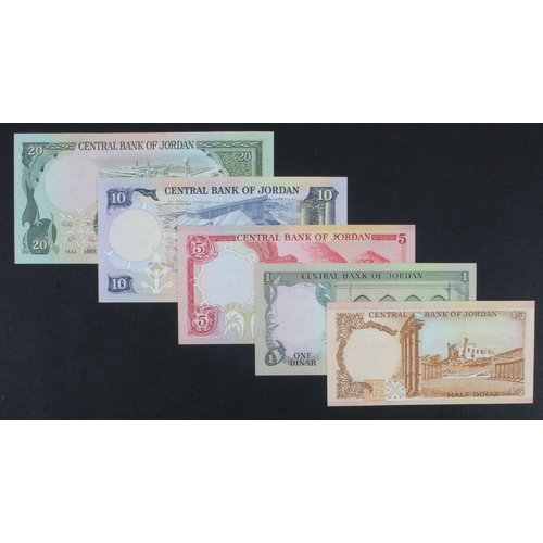 907 - Jordan (5), 20 Dinars dated 1988, 10 Dinars, 5 Dinars, 1 Dinar, 1/2 Dinar issued 1975 - 1992 (BNB B2... 