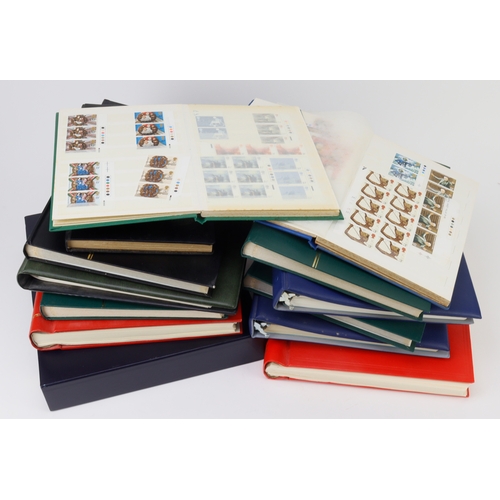 51 - GB - box of material in several various albums / stockbooks, used, mint and modern Unmounted mint FV... 