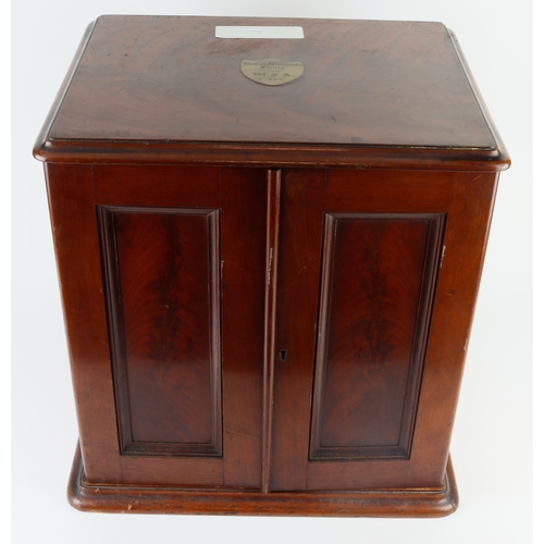 1053 - Antique mahogany collecting cabinet, 18 trays included (missing top tray) general purpose, with some... 