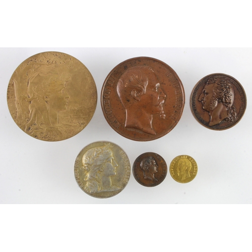 1142 - France, commemorative and exhibition medals (6) 19th-20thC including Expo 1900 large bronze to 'LÉNI... 