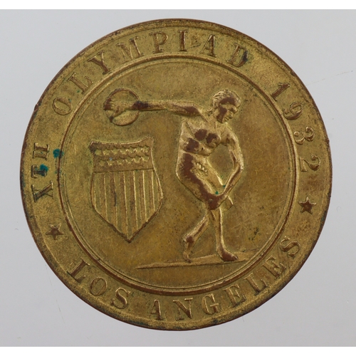 1199 - USA, Los Angeles Olympics 1932 commemorative medal / token, gilt bronze d.30mm, by Meyers Jewelry Co... 