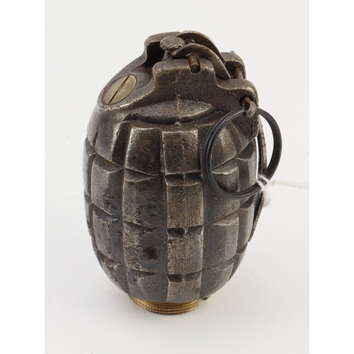 389 - WWI  Mills no 5 mk1 hand grenade, deactivated.