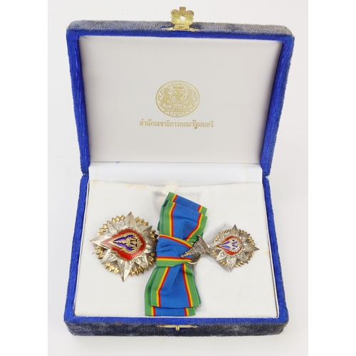 604 - Thailand Order of the Crown Dame Commanders set in official fitted case.