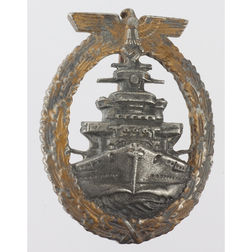 766 - German Kriegsmarine High Seas Fleet war badge, maker Richard Simm & Sohne.