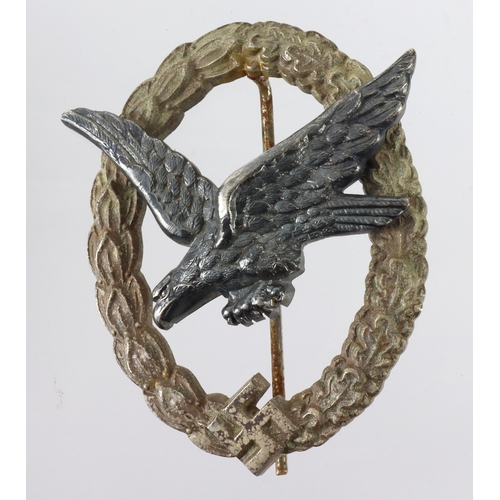 780 - German Luftwaffe Air Gunners war badge, maker marked.