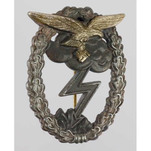 784 - German Luftwaffe Ground Assault war badge.