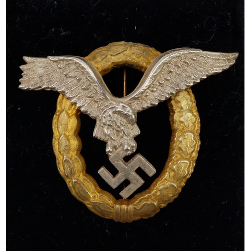 795 - German Luftwaffe pilots war badge maker marked in case.