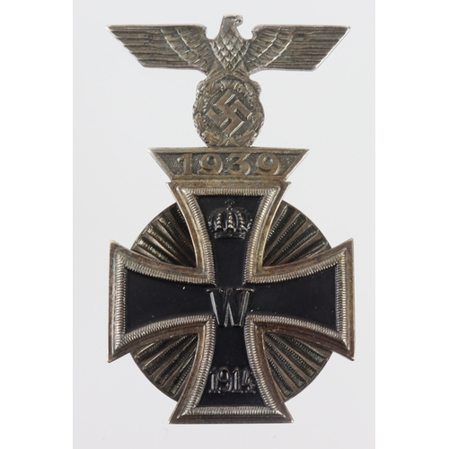 894 - German WW1 Iron Cross 1st class with WW2 Spange for WW2 award. Screwback, solid private purchase exa... 