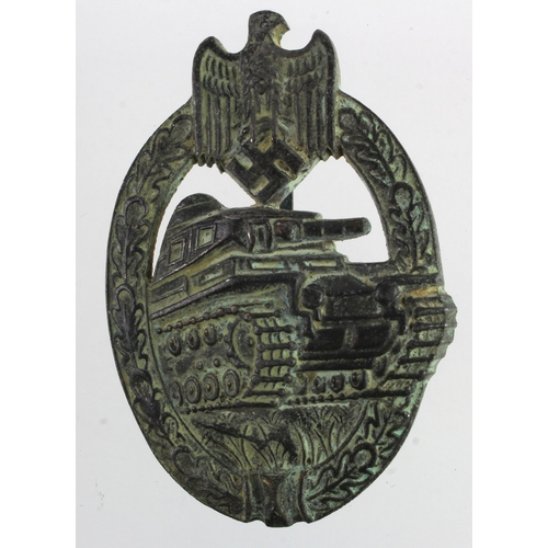 939 - German WW2 Tank Battle War badge in bronze.