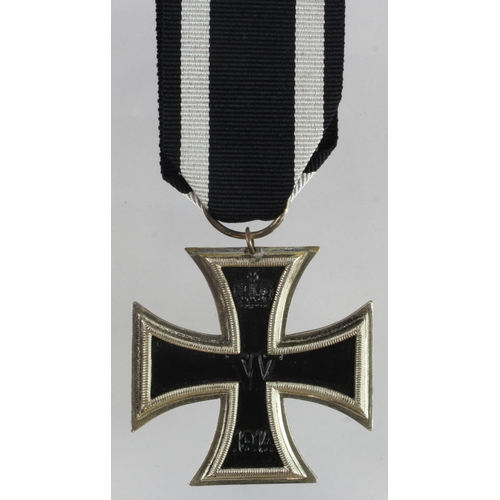 972 - WW1 Imperial German 2nd class iron cross.