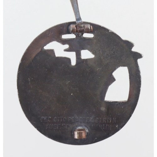 759 - German Kriegsmarine Blockade Breakers badge.