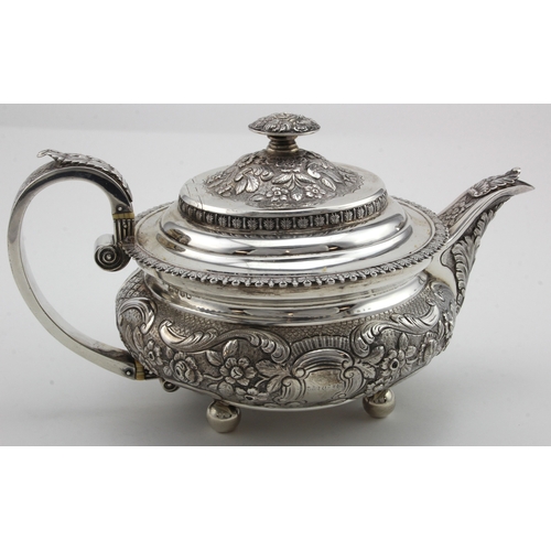 749 - Highly ornate, well made Georgian silver teapot, hallmarked WB (William Bateman) London 1819. Weight... 