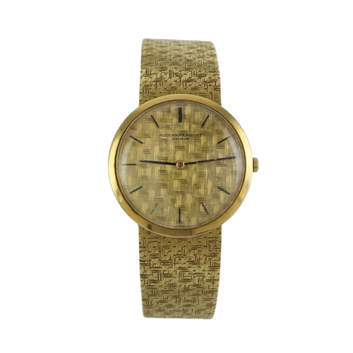 488 - Audemars Piguet ultra-thin 18ct yellow gold manual wind gents wristwatch, case no. 31800. The gilt c... 