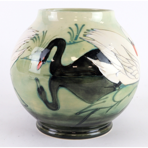 91 - Moorcroft Swan pattern vase, limited edition 87/350, makers marks to base, height 16.5cm, diameter 1... 