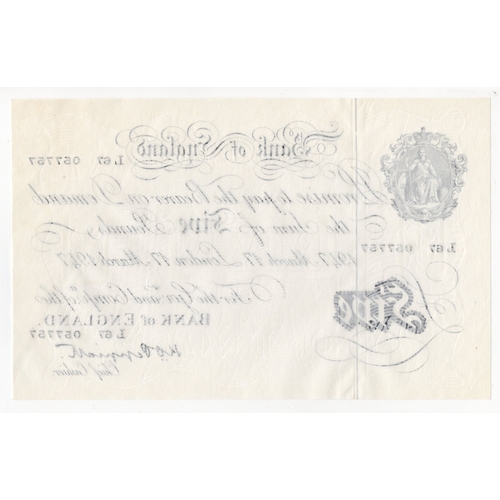 121 - Peppiatt 5 Pounds (B264) dated 17th March 1947, serial L67 057757, London issue on thin paper, a con... 