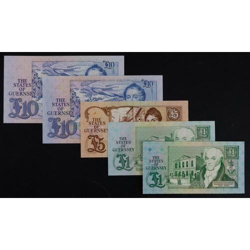 221 - Guernsey (5), 10 Pounds issued 1992 (2) signed M.J. Brown, nice repeater serial number, serial D8098... 