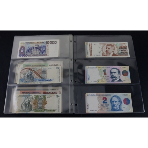 390 - Argentina (25), a very high grade group in album sleeves, date range 1948 - 1992, denominations 50 C... 