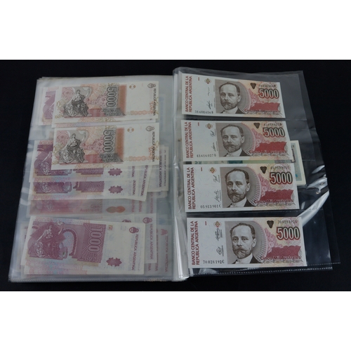 392 - Argentina (280), a collection ranging from 1970 to 1991 and denominations from 1 Peso to 10000 Pesos... 