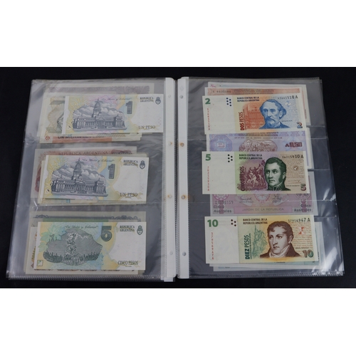 393 - Argentina (37), a collection in album sleeves, date range 1935 - 2003, denominations 50 Centavos to ... 