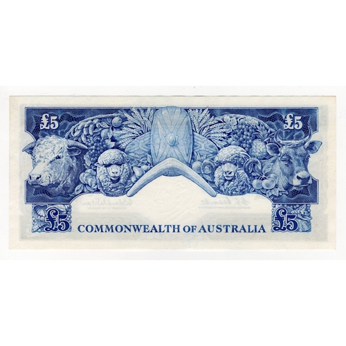 421 - Australia 5 Pounds issued 1960 - 1965, signed Coombs & Wilson, serial TC/18 363435 (BNB B203a, Pick3... 