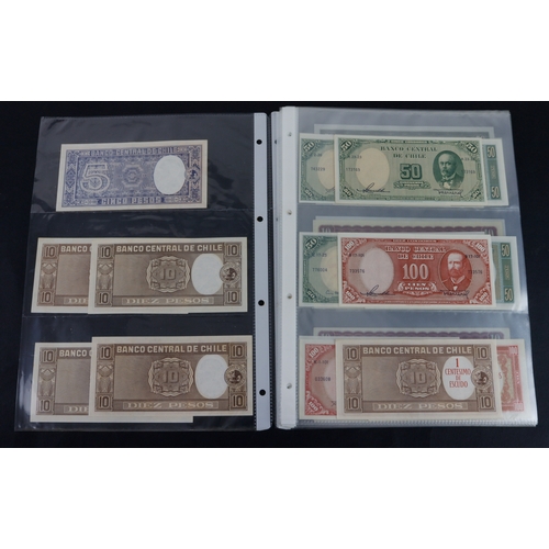 497 - Chile (40), a high grade group in album sleeves, 5 Pesos to 10000 Pesos issued between 1958 & 1987, ... 