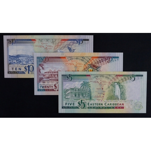 539 - East Caribbean (3), 5 Dollars issued 1993, Dominica issue with 'D' suffix, serial A117938D (BNB B210... 