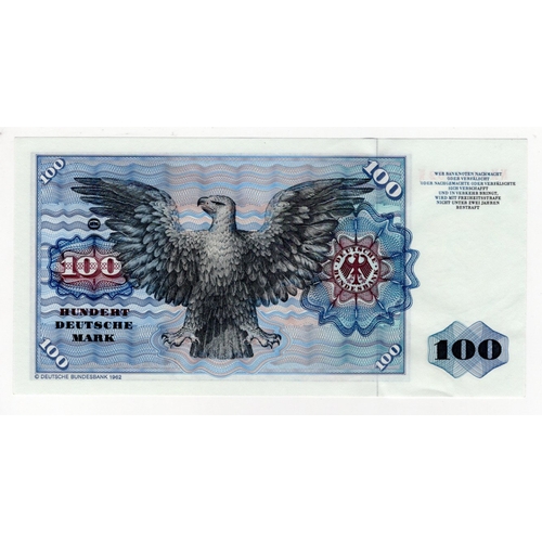 599 - Germany Federal Republic 100 Deutsche Mark dated 2nd January 1980, serial NM 2421352 W (BNB B205i, P... 