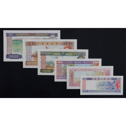 617 - Guinea (6), 5000 Francs, 1000 Francs, 500 Francs, 100 Francs, 50 Francs and 25 Francs all dated 1985... 