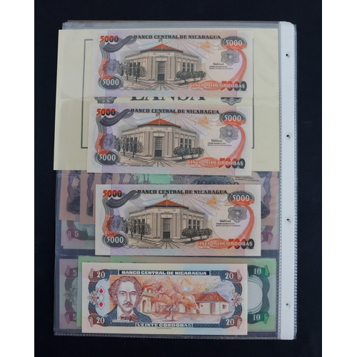 733 - Nicaragua (34), 5000 Cordobas issued 1988 (3) a consecutively numbered run, 20 Cordobas dated 1995, ... 