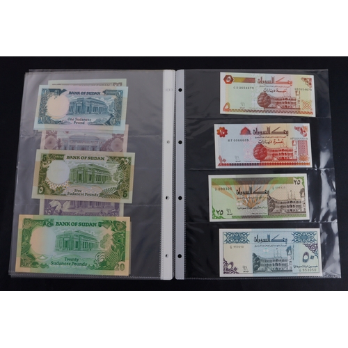 856 - Sudan (17), a collection in album sleeves, 25 Piastres and 50 Piastres 1981, 5 Pounds, 1 Pound & 25 ... 