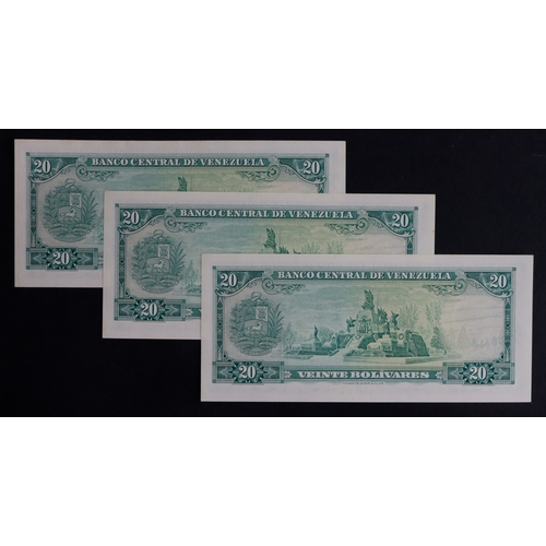 914 - Venezuela 20 Bolivares (3) dated 29th January 1974, including a consecutively numbered pair, serial ... 