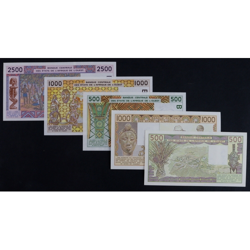 921 - West African States, Senegal (5), comprising 500 Francs dated 1989 (Pick706Kk), 1000 Francs dated 19... 