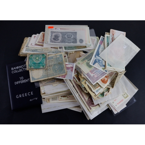 950 - World, Europe (480), a large group of European notes including Greece (63), Germany (41), Italy (61)... 