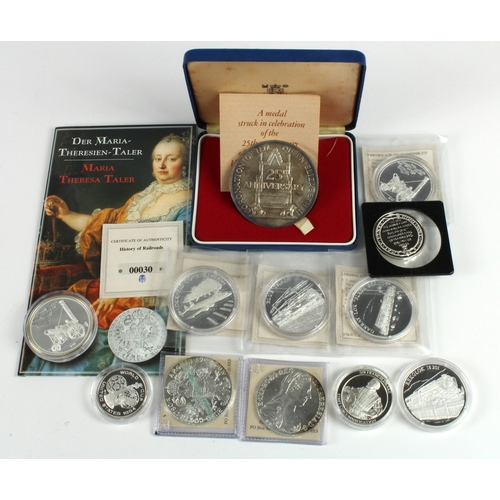 940 - World Silver Medals (10 and 3x Maria Theresa restrikes) noted Royal Mint QEII Jubilee 1977 medal EF ... 