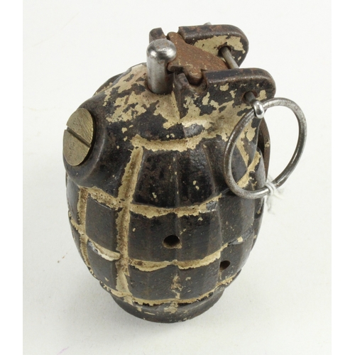 520 - WW2 mills no 36 hand grenade clean example deactivated.