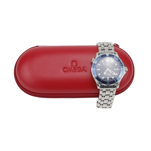 641 - Omega Seamaster Professional stainless steel gents quartz wristwatch, ref. 196.1523, circa 1998. The... 