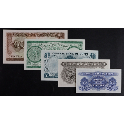 606 - Egypt (5), 10 Pounds & 5 Pounds dated 1964, 1 Pound dated 1966, 50 Piastres & 25 Piastres dated 1965... 