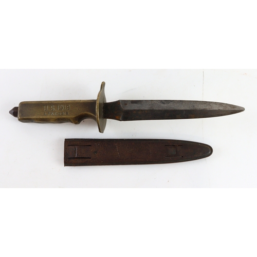 908 - Fighting Knife: A modified Great War fighting knife. The knife was originally the Landers, Frary and... 