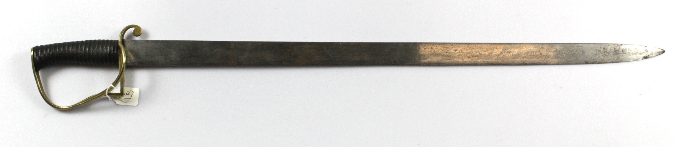 Unmarked brass hilted hanger / cutlass, blade 27
