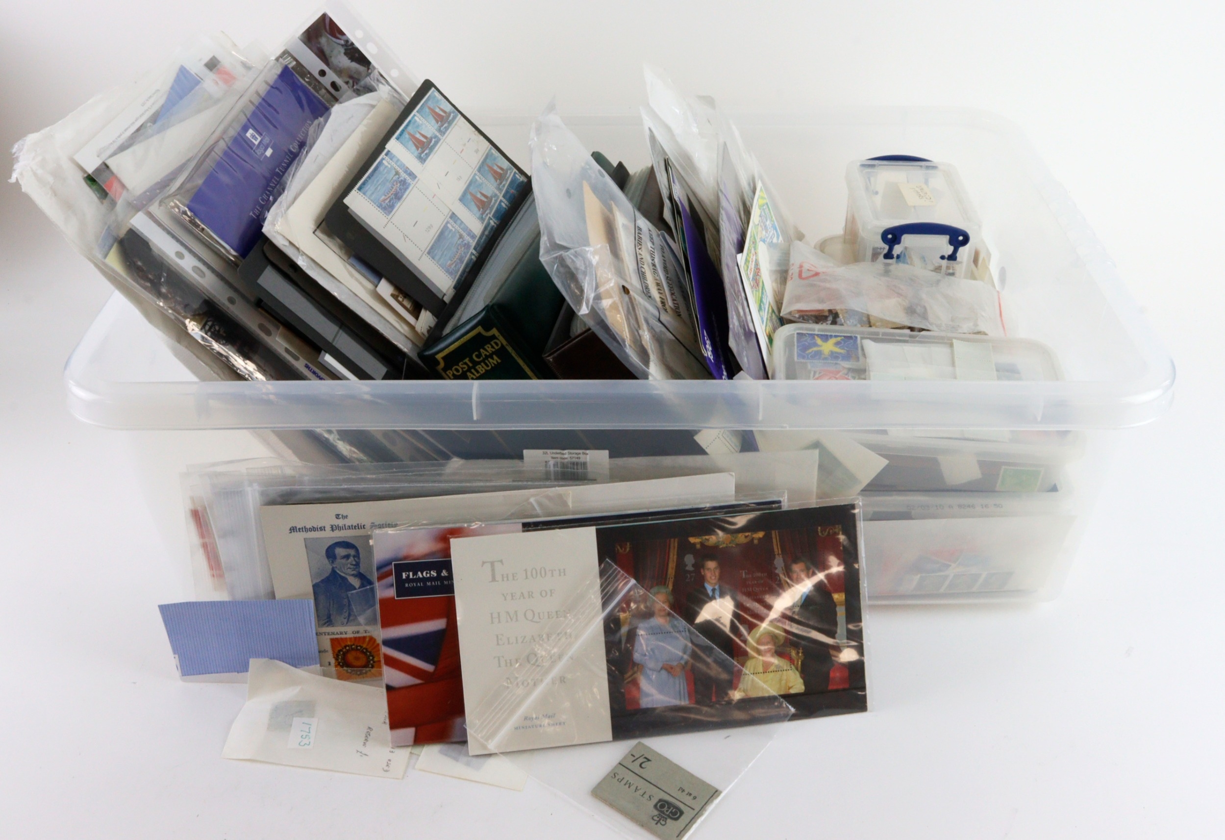 GB - large lot ideal for the rummager, with just about everything on ...