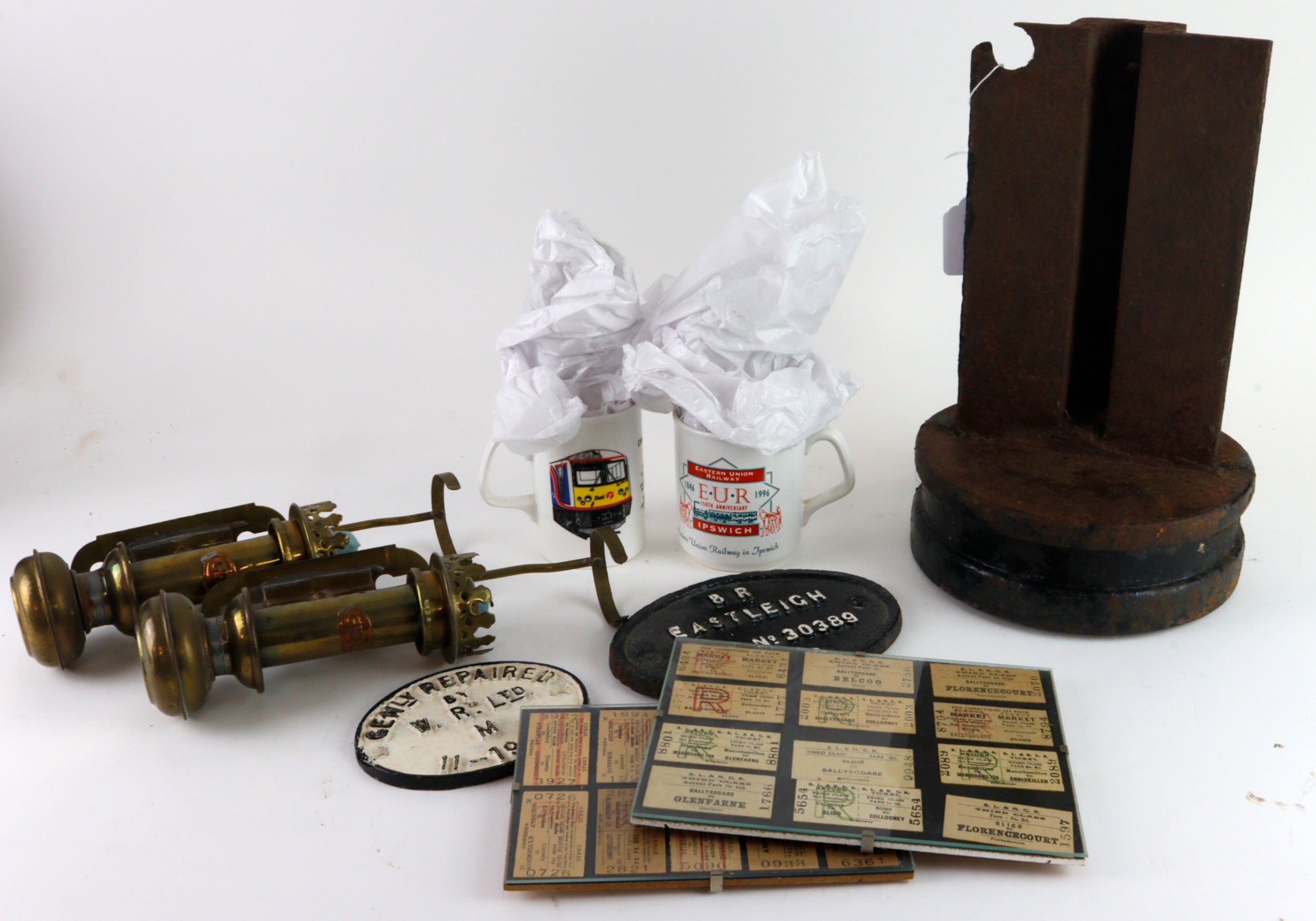 Railway interest. A collection of various railway related items ...