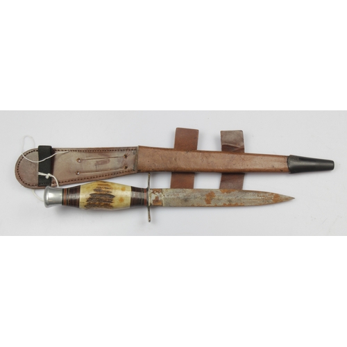 942 - WW2 private purchase fighting knife.