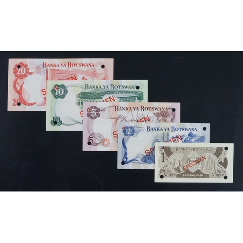 443 - Botswana 1 Pula, 2 Pula, 5 Pula, 10 Pula, 20 Pula issued 1982/1983, a set of SPECIMEN notes with sma... 