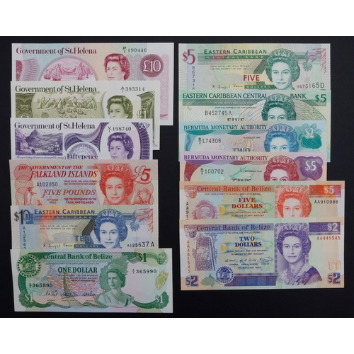 450 - British Commonwealth (12), high grade group of Queen Elizabeth II portrait notes, Belize 1 Dollar da... 