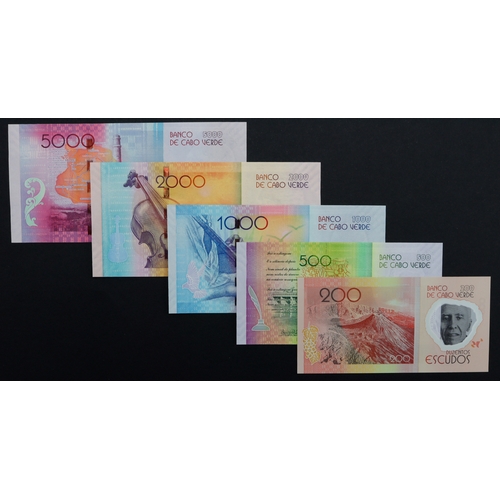 474 - Cape Verde (5), 5000 Escudos, 2000 Escudos, 1000 Escudos, 500 Escudos, 200 Escudos dated 2014 (BNB B... 