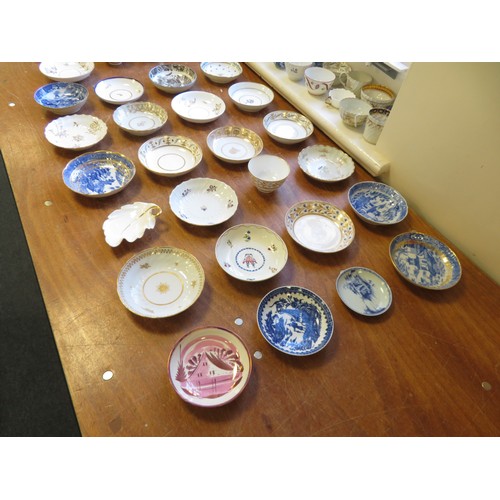56 - Early Porcelain. A large single owner collection of over sixty pieces of early porcelain, mostly cir... 