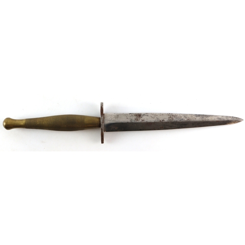 WW2 Commando dagger 2nd pattern with brass chequered grip, no visible ...