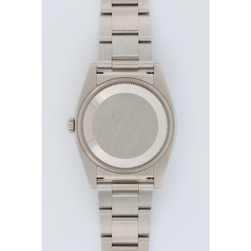 551 - Rolex Oyster Perpetual 34, stainless steel, ref. 114200, 2019 card. The green dial with luminous bat... 