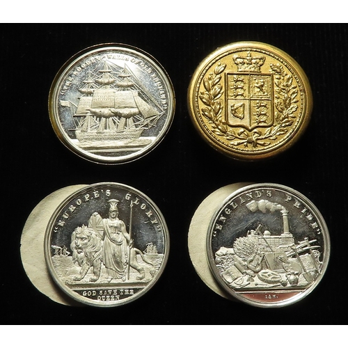 710 - British Commemorative Capsule Medal, brass d.28mm: THE QUEEN, PRINCE ALBERT AND BRITAIN'S HOPE, with... 