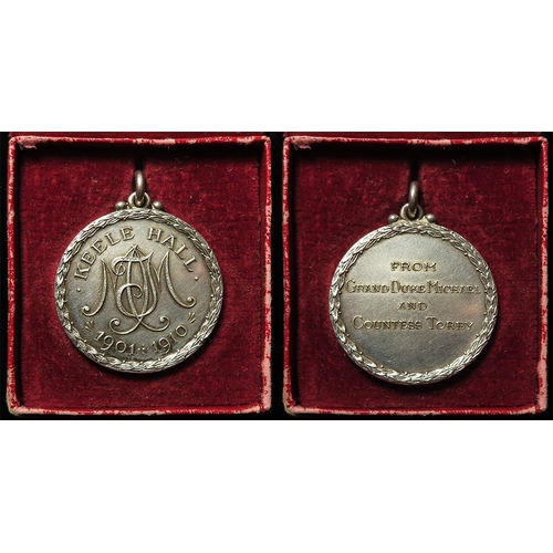 753 - Russian-related unmarked silver medal, d.33mm, 21.8g: Obverse: 'Keele Hall 1901-1910' / Reverse: 'Fr... 